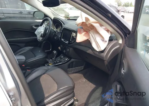 2018 Jeep Compass Altitude 4X4 from USA, damaged, VIN 3C4NJDBB2JT313502